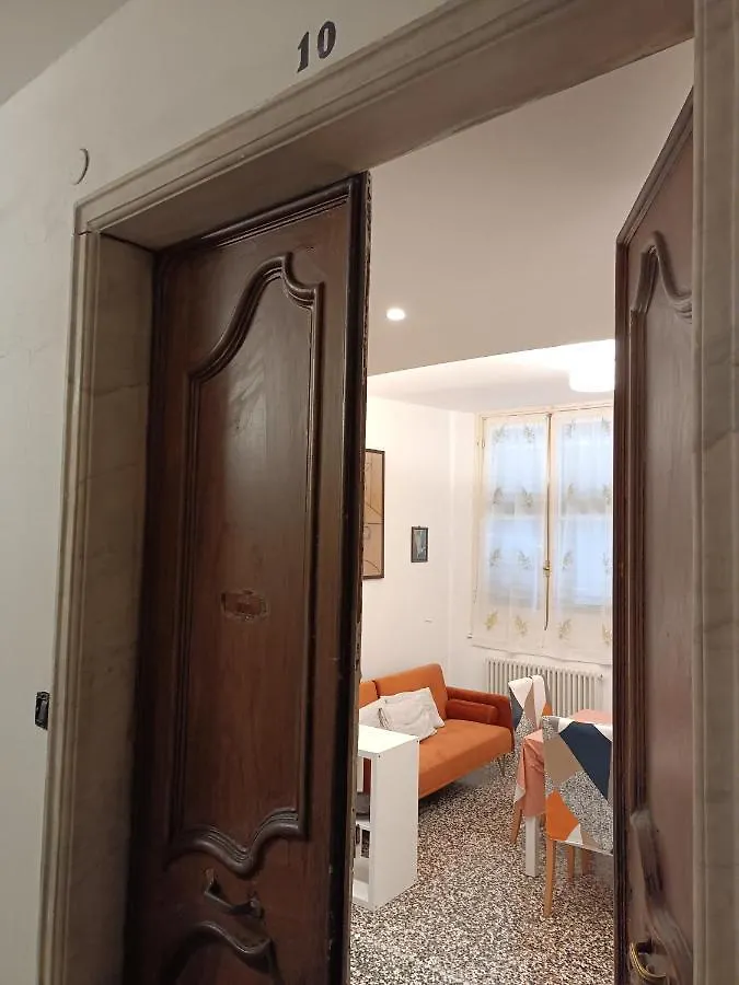 Pinelli Apartment Genova 0*,  Italia
